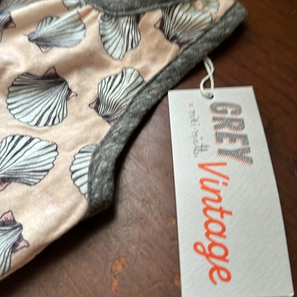 Miki Miette Grey Vintage Seashell Romper 18m NWT - Picture 2 of 4